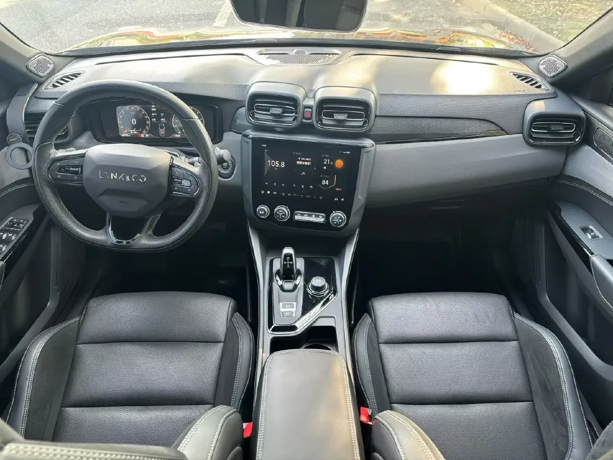 2022 LYNK&CO 03 2.0T 190HP L4 7DCT,autocango,china used car exporter,china ev exporter,chinese used car exporter,chinese used ev exporter