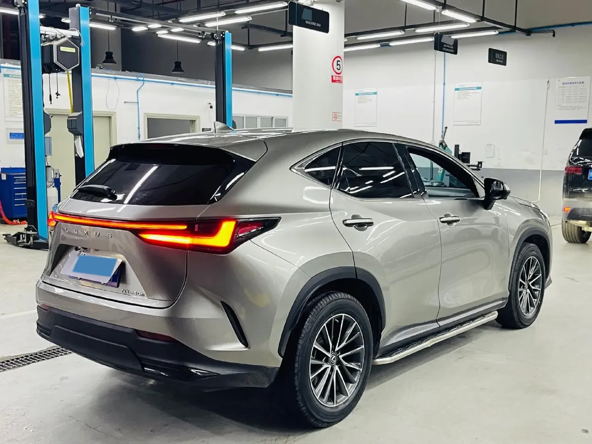 2022 Lexus NX 2.5L 192HP L4 E-CVT Hybrid,autocango,china used car exporter,china ev exporter,chinese used car exporter,chinese used ev exporter