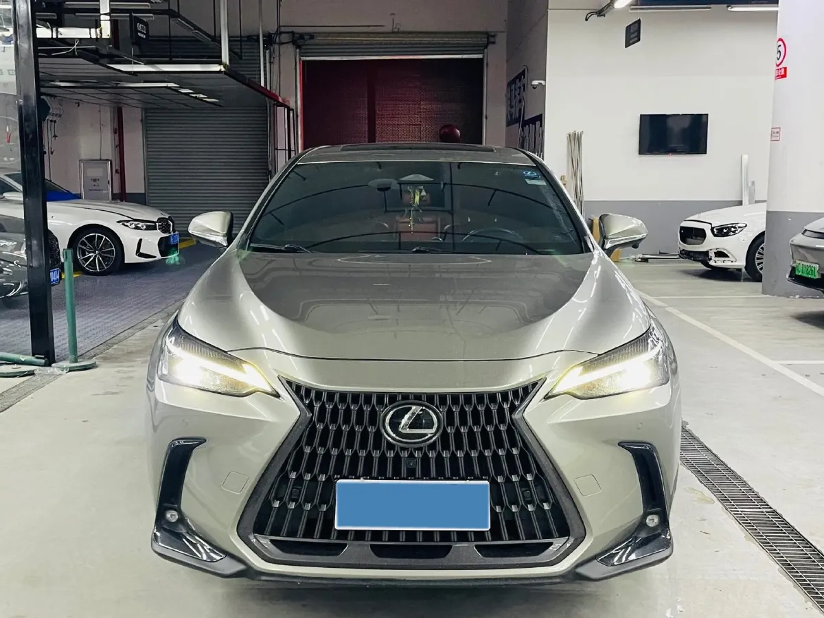 2022 Lexus NX 2.5L 192HP L4 E-CVT Hybrid,autocango,china used car exporter,china ev exporter,chinese used car exporter,chinese used ev exporter