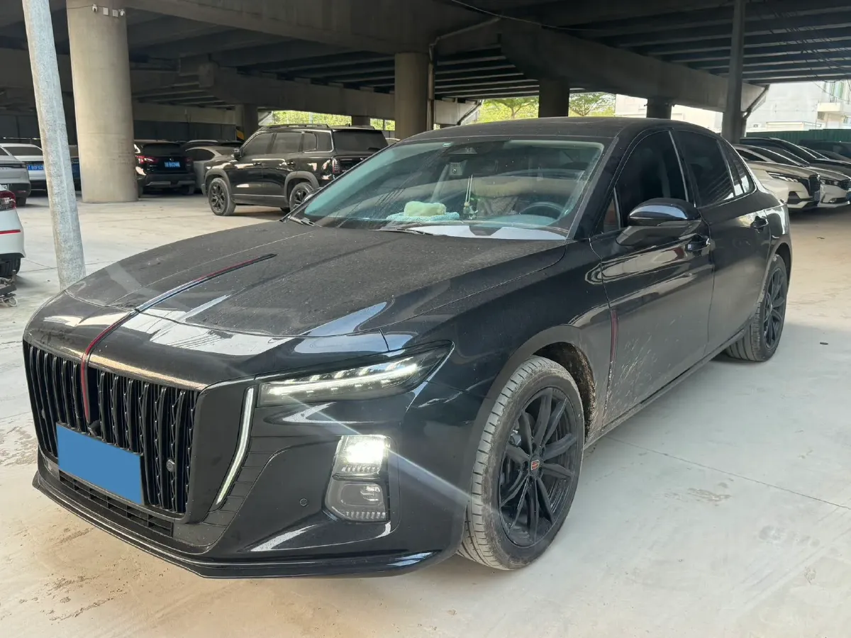 2025 HongQi H5 1.5T 169HP L4 1DHT Hybrid,autocango,china used car exporter,china ev exporter,chinese used car exporter,chinese used ev exporter
