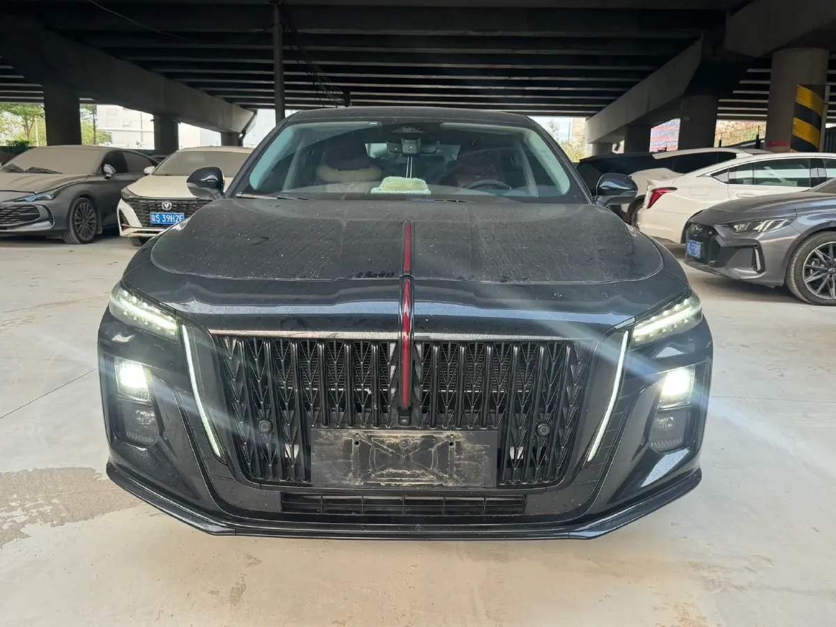 2025 HongQi H5 1.5T 169HP L4 1DHT Hybrid,autocango,china used car exporter,china ev exporter,chinese used car exporter,chinese used ev exporter