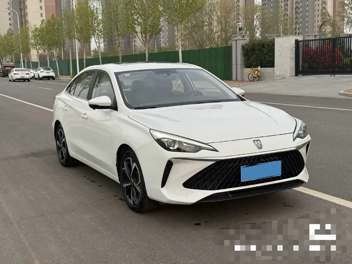 2023 Roewe i5 1.5L 129HP L4 CVT,autocango,china used car exporter,china ev exporter,chinese used car exporter,chinese used ev exporter