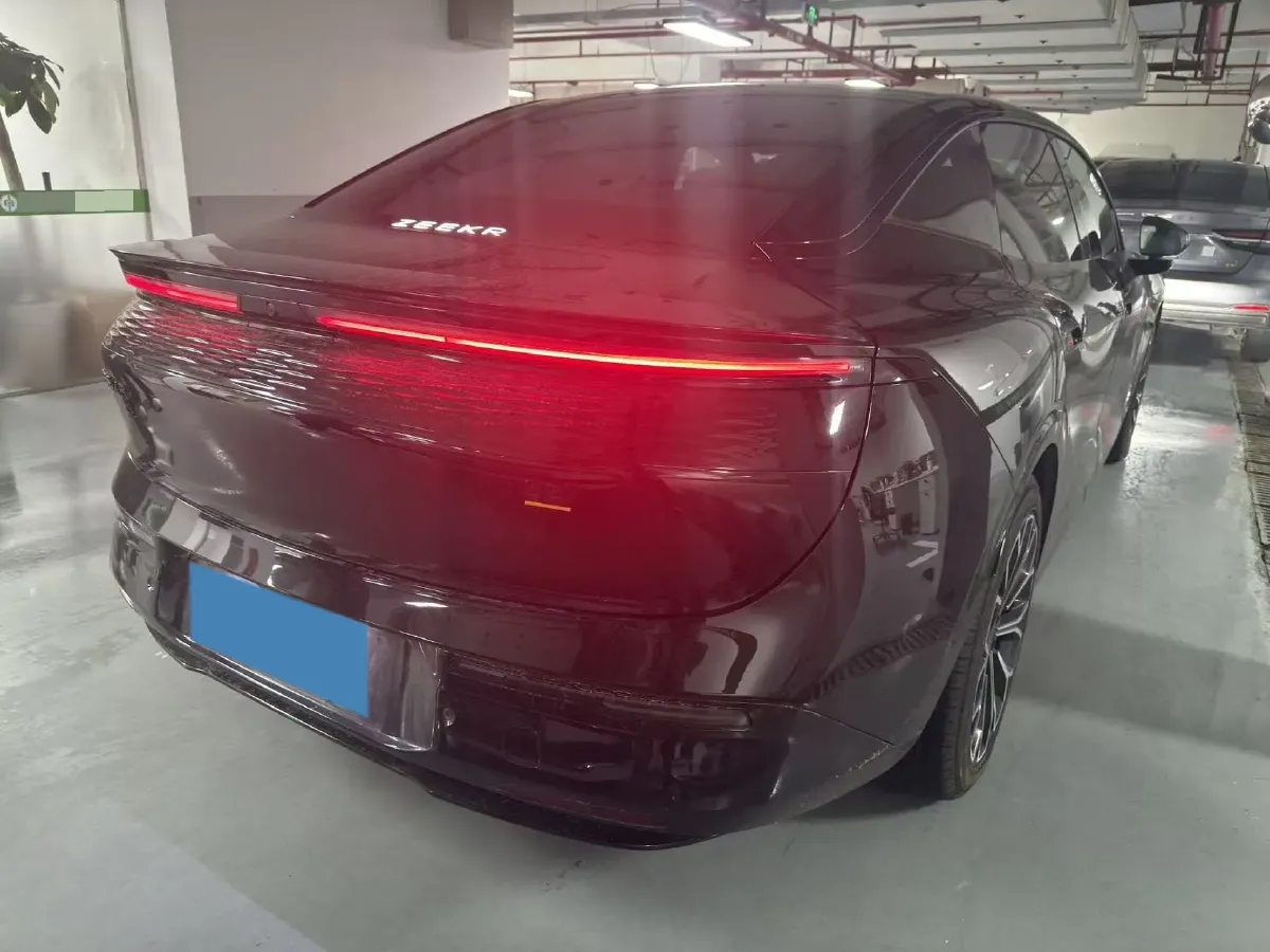 2024 Zeekr 007 BEV 75KWH,autocango,china used car exporter,china ev exporter,chinese used car exporter,chinese used ev exporter