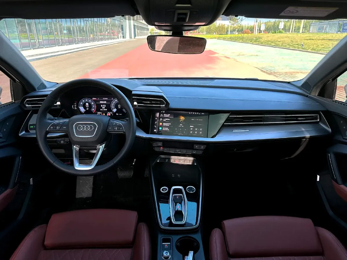 2025 Audi A3 1.5T 160HP L4 7DCT,autocango,china used car exporter,china ev exporter,chinese used car exporter,chinese used ev exporter