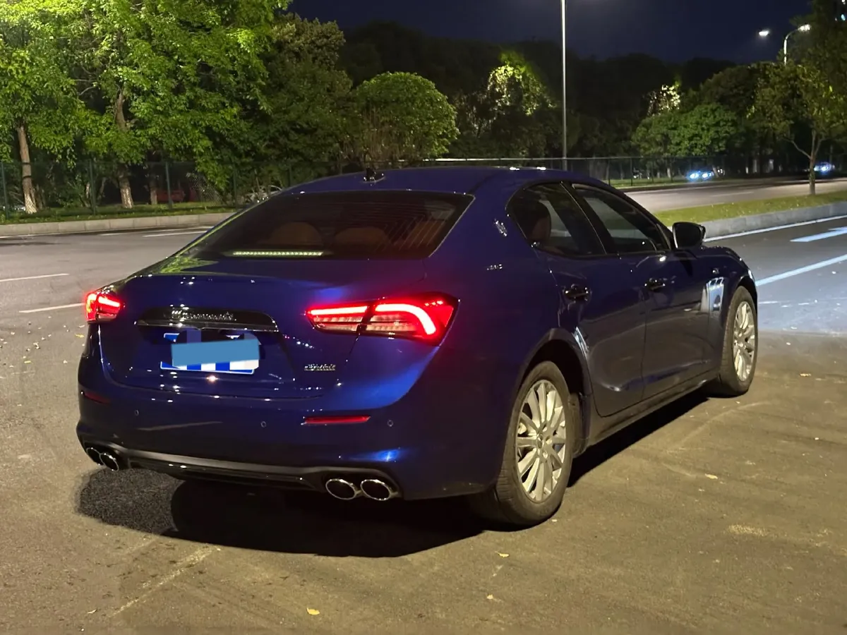 2022 Audi Q7 2.0T 245HP L4 8AT,autocango,china used car exporter,china ev exporter,chinese used car exporter,chinese used ev exporter