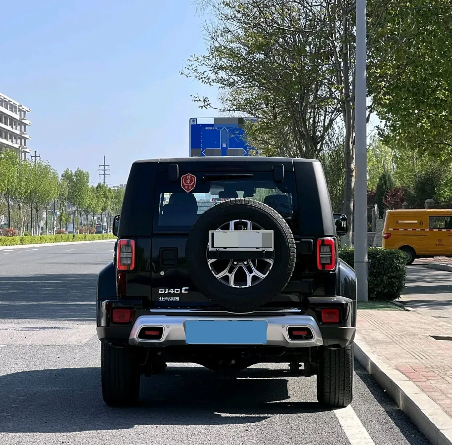 2020 Beijing BJ40 2.0T 224HP L4 8AT,autocango,china used car exporter,china ev exporter,chinese used car exporter,chinese used ev exporter