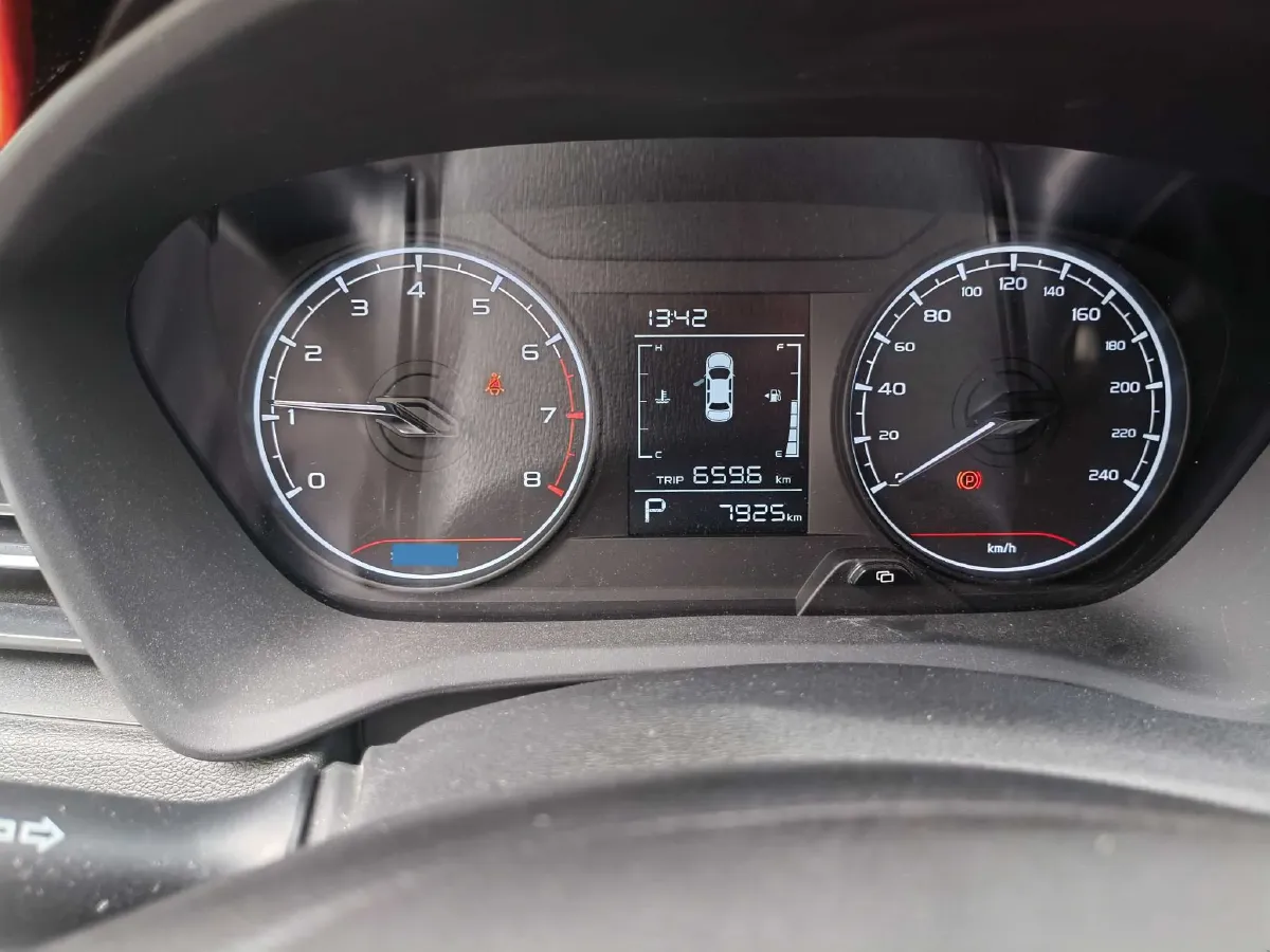 2021 Geely Vision X3 1.5L 109HP L4 CVT,autocango,china used car exporter,china ev exporter,chinese used car exporter,chinese used ev exporter