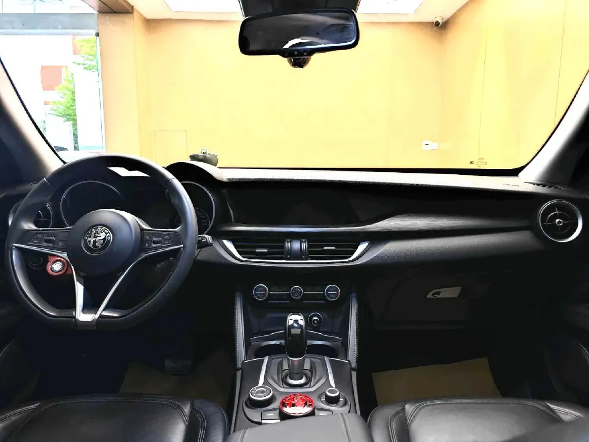 2017 Lexus NX 2.0T 238HP L4 6AT,autocango,china used car exporter,china ev exporter,chinese used car exporter,chinese used ev exporter