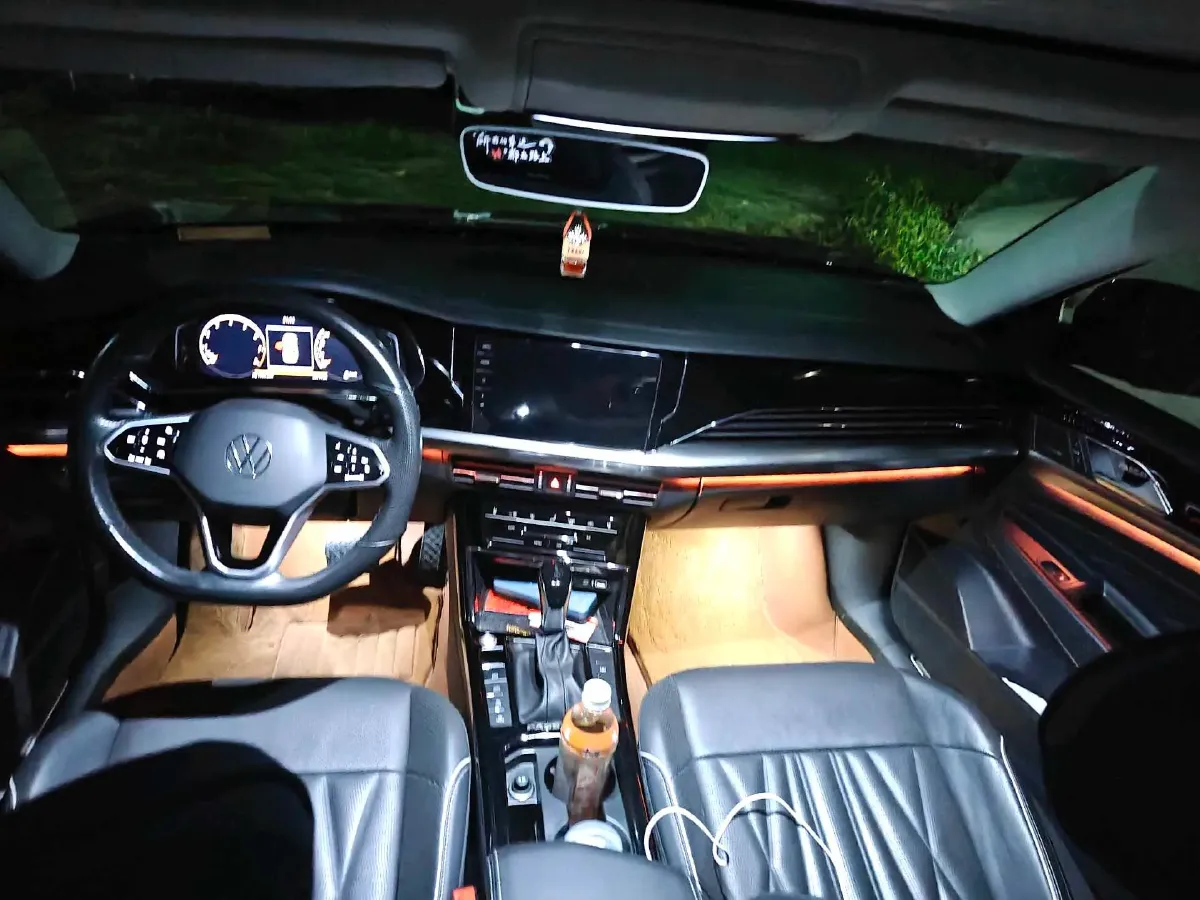 2023 Volkswagen Passat 2.0T 220HP L4 7DCT,autocango,china used car exporter,china ev exporter,chinese used car exporter,chinese used ev exporter