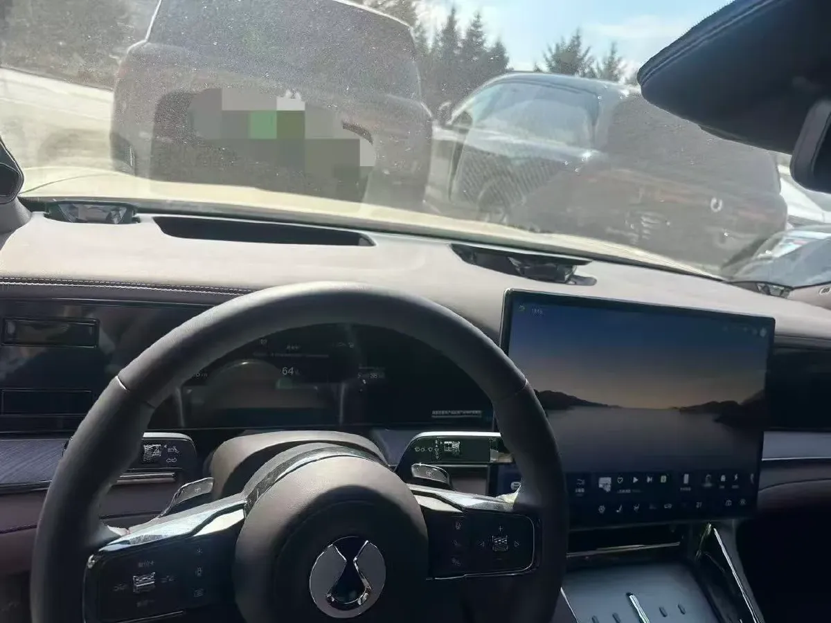 2024 Denza DenzaZ9GT 2.0T 207HP L4 E-CVT PHEV 38.5KWH,autocango,china used car exporter,china ev exporter,chinese used car exporter,chinese used ev exporter