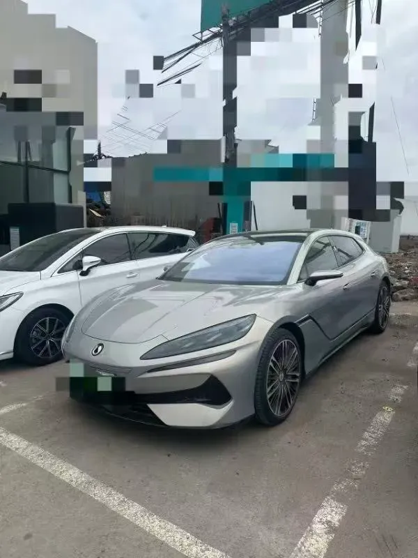 2024 Denza DenzaZ9GT 2.0T 207HP L4 E-CVT PHEV 38.5KWH,autocango,china used car exporter,china ev exporter,chinese used car exporter,chinese used ev exporter