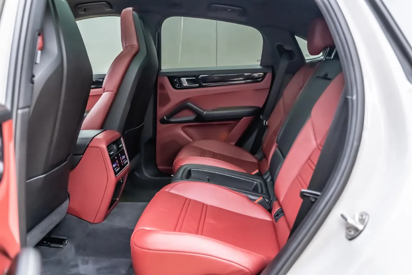 2019 Porsche Cayenne 3.0T 340HP V6 8AT,autocango,china used car exporter,china ev exporter,chinese used car exporter,chinese used ev exporter