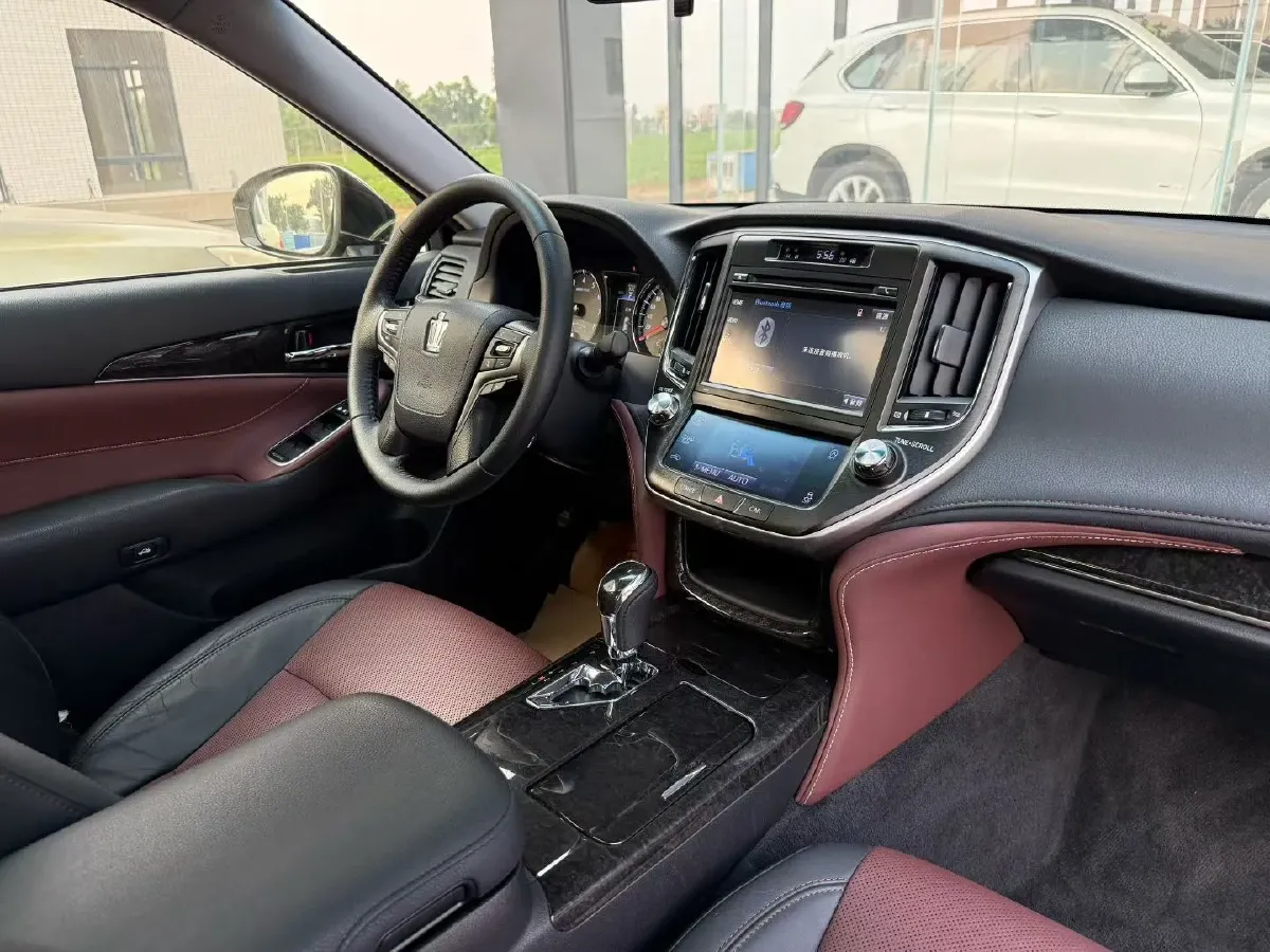 2018 Toyota Highlander 2.0T 220HP L4 6AT,autocango,china used car exporter,china ev exporter,chinese used car exporter,chinese used ev exporter