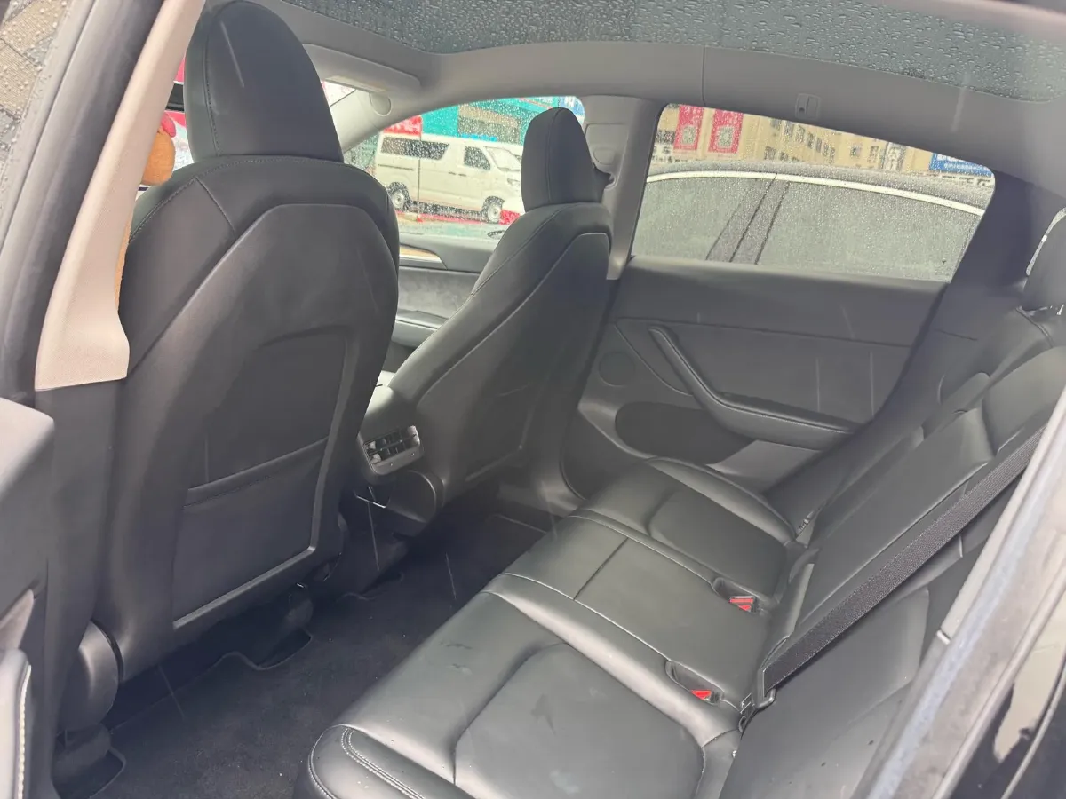 2022 Tesla Model Y BEV 60KWH,autocango,china used car exporter,china ev exporter,chinese used car exporter,chinese used ev exporter