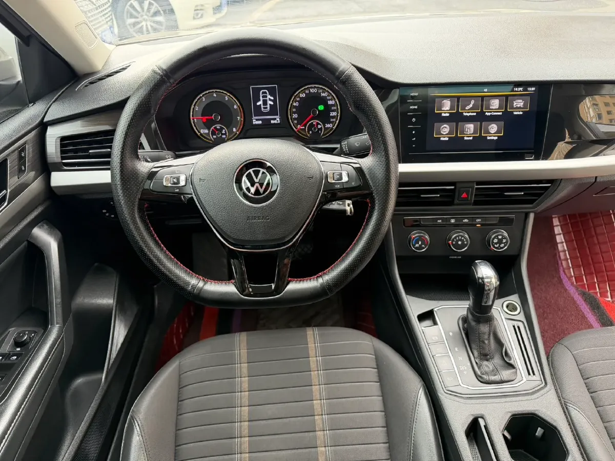 2021 Volkswagen Lavida 1.4T 150HP L4 7DCT,autocango,china used car exporter,china ev exporter,chinese used car exporter,chinese used ev exporter