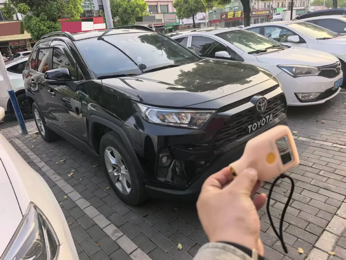2024 Toyota RAV4 2.0L 171HP L4 CVT,autocango,china used car exporter,china ev exporter,chinese used car exporter,chinese used ev exporter