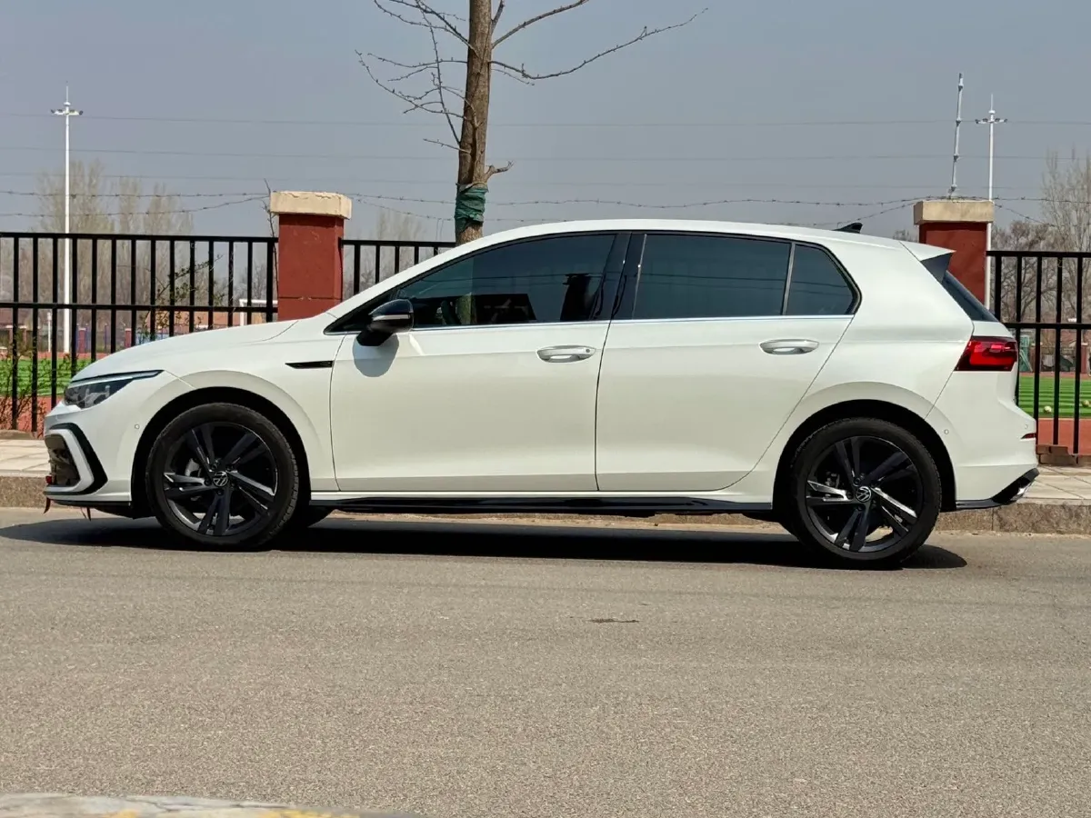 2023 Volkswagen Golf 1.4T 150HP L4 7DCT,autocango,china used car exporter,china ev exporter,chinese used car exporter,chinese used ev exporter