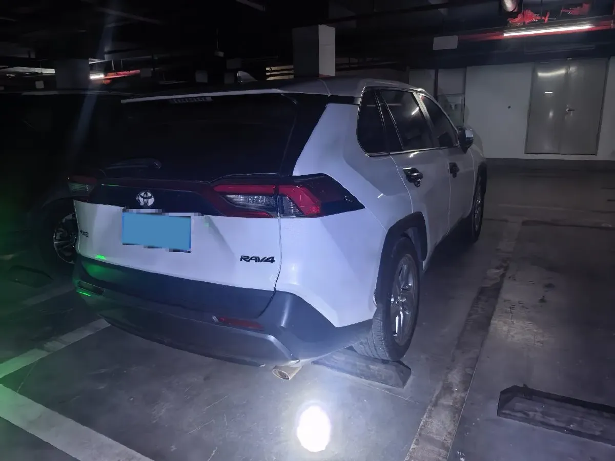 2020 Toyota RAV4 2.0L 171HP L4 CVT,autocango,china used car exporter,china ev exporter,chinese used car exporter,chinese used ev exporter