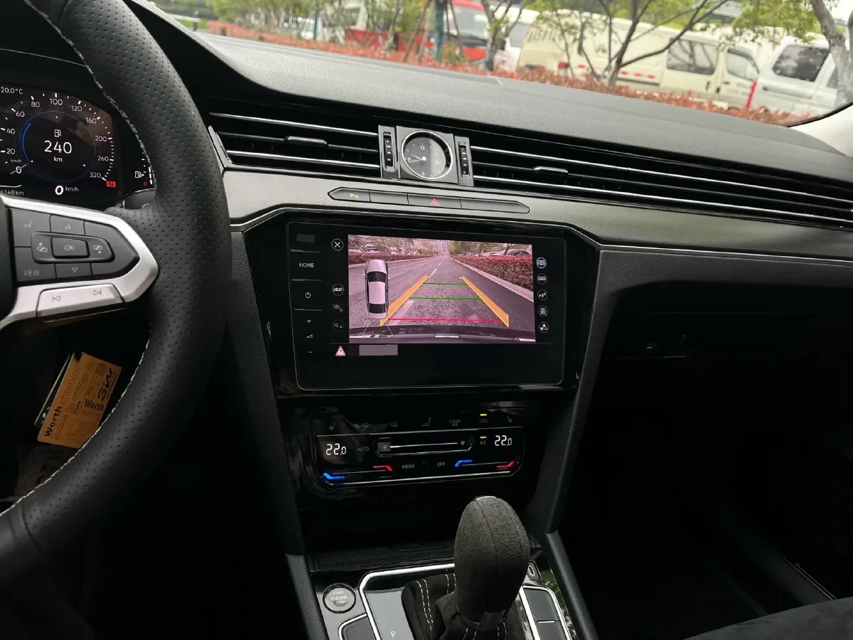 2020 Volkswagen Magotan 2.0T 186HP L4 7DCT,autocango,china used car exporter,china ev exporter,chinese used car exporter,chinese used ev exporter