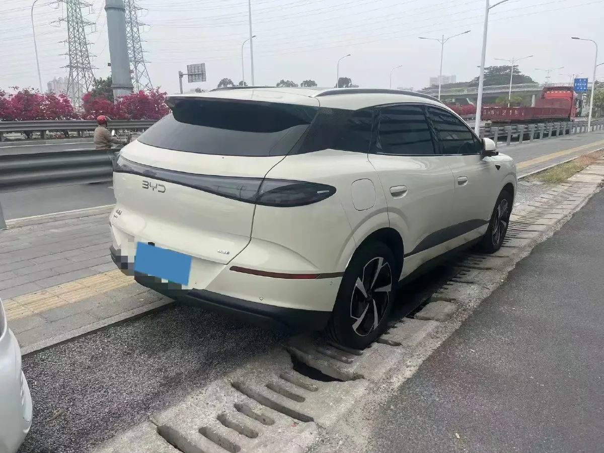2025 BYD Sea Lion 06 1.5L 101HP L4 E-CVT PHEV,autocango,china used car exporter,china ev exporter,chinese used car exporter,chinese used ev exporter
