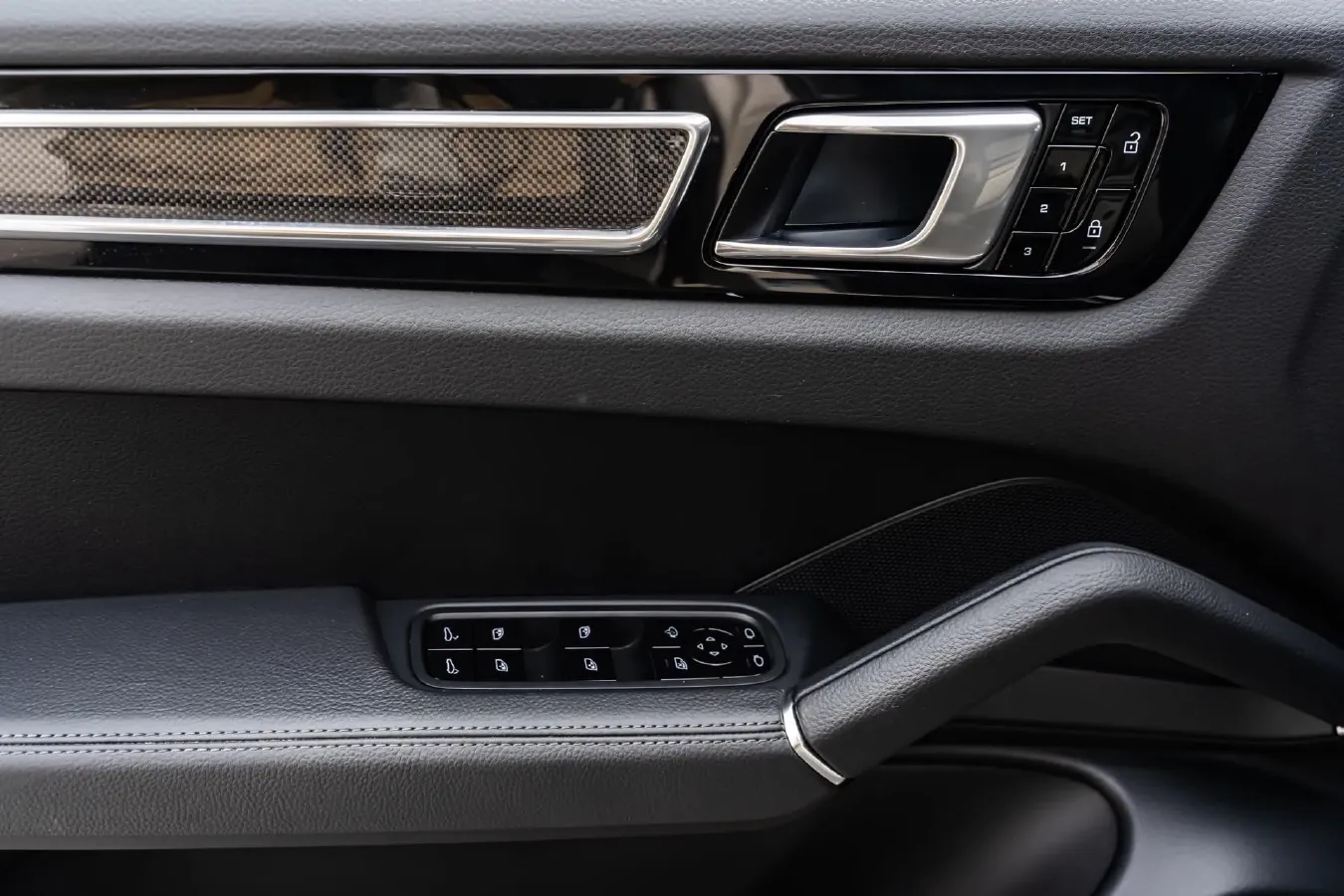 2019 Porsche Cayenne 3.0T 340HP V6 8AT,autocango,china used car exporter,china ev exporter,chinese used car exporter,chinese used ev exporter