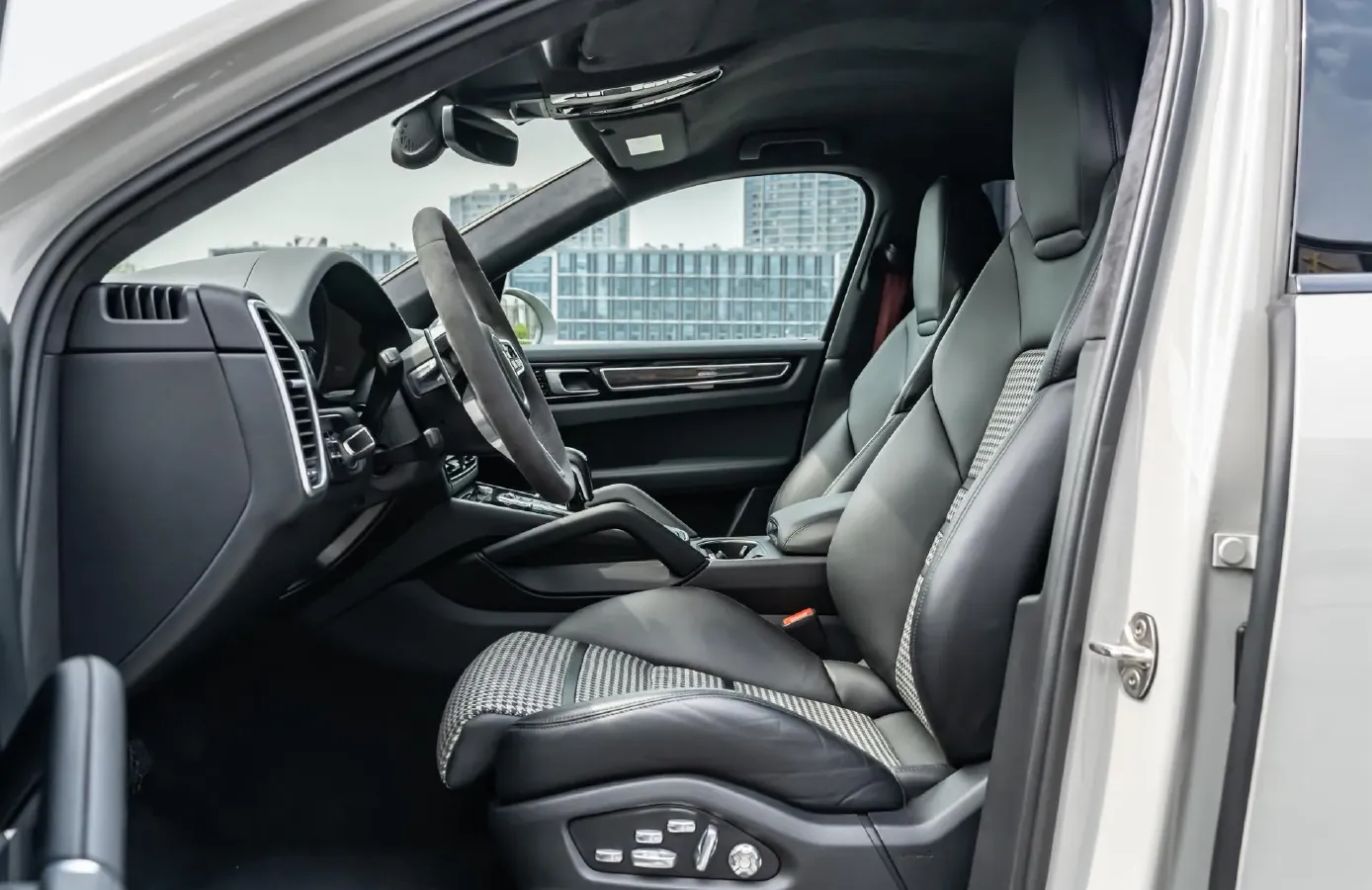 2019 Porsche Cayenne 3.0T 340HP V6 8AT,autocango,china used car exporter,china ev exporter,chinese used car exporter,chinese used ev exporter