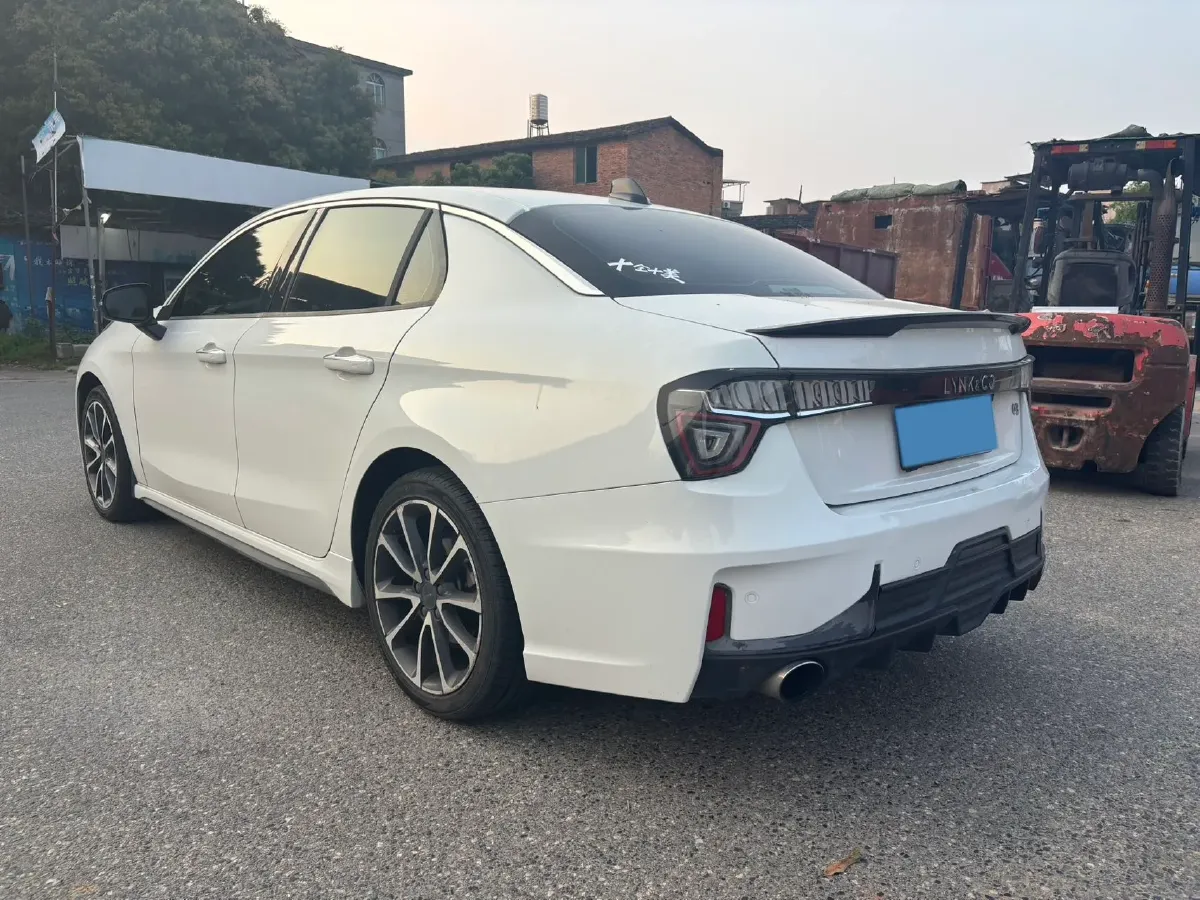 2019 LYNK&CO 03 2.0T 190HP L4 6AT,autocango,china used car exporter,china ev exporter,chinese used car exporter,chinese used ev exporter