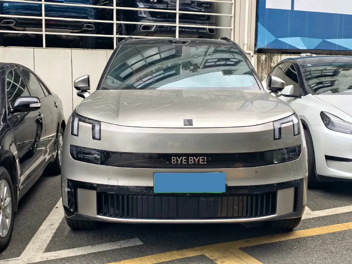 2025 LYNK&CO 900 1.5T 190HP L4 3DHT PHEV 43.3KWH,autocango,china used car exporter,china ev exporter,chinese used car exporter,chinese used ev exporter