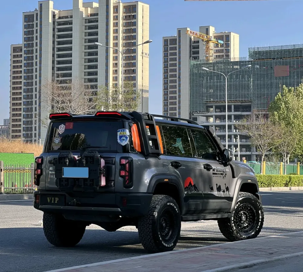 2024 Beijing BJ40 2.0T 245HP L4 8AT,autocango,china used car exporter,china ev exporter,chinese used car exporter,chinese used ev exporter