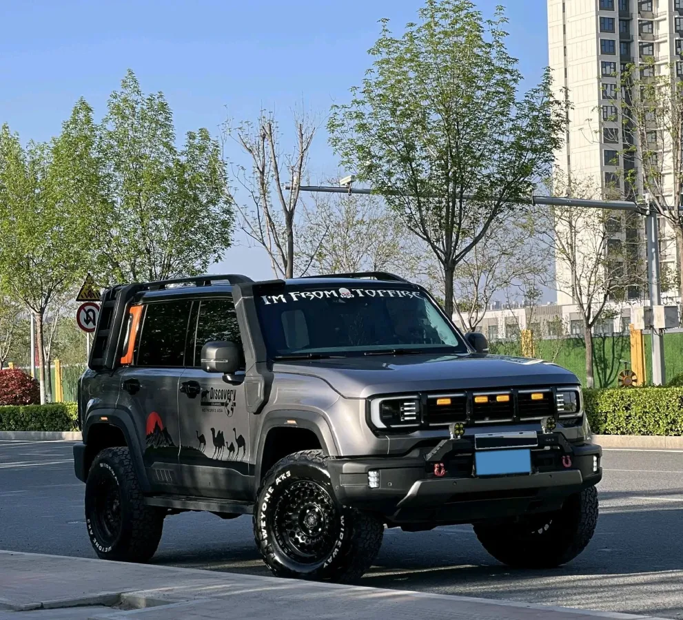 2024 Beijing BJ40 2.0T 245HP L4 8AT,autocango,china used car exporter,china ev exporter,chinese used car exporter,chinese used ev exporter