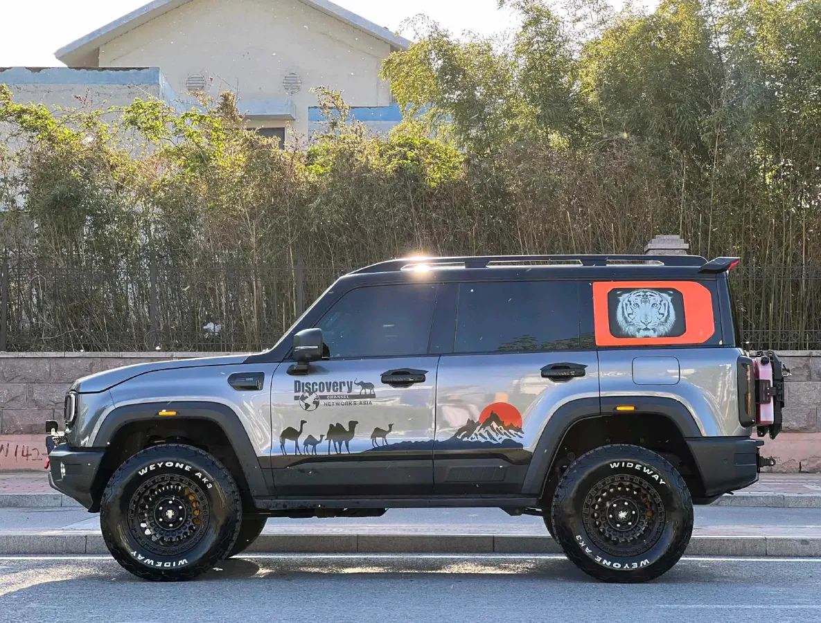 2024 Beijing BJ40 2.0T 245HP L4 8AT,autocango,china used car exporter,china ev exporter,chinese used car exporter,chinese used ev exporter