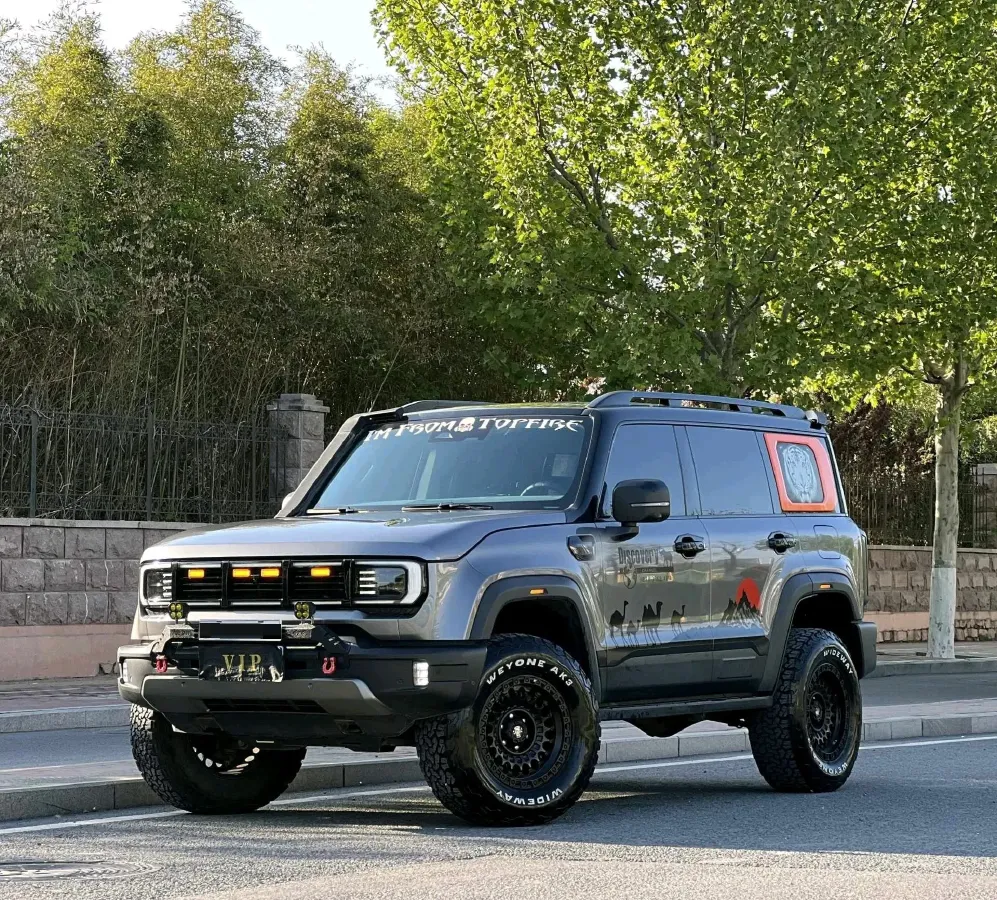 2024 Beijing BJ40 2.0T 245HP L4 8AT,autocango,china used car exporter,china ev exporter,chinese used car exporter,chinese used ev exporter