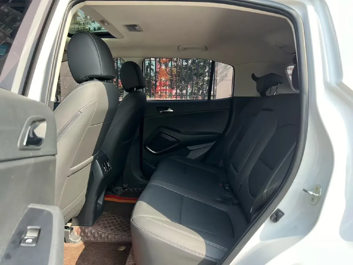 2021 Hyundai ix35 1.4T 140HP L4 7DCT,autocango,china used car exporter,china ev exporter,chinese used car exporter,chinese used ev exporter