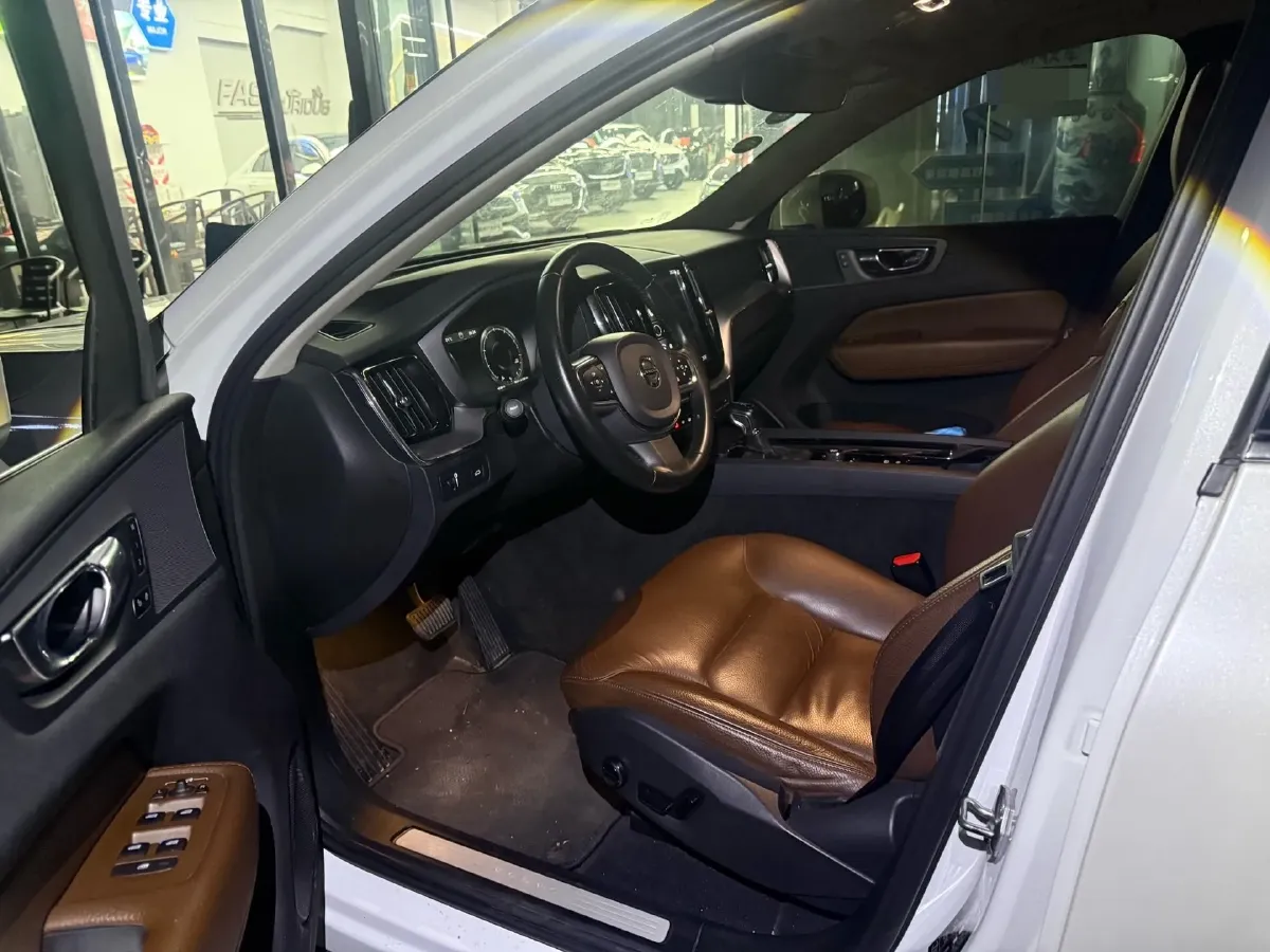 2019 Jeep Wrangler 2.0T 266HP L4 8AT,autocango,china used car exporter,china ev exporter,chinese used car exporter,chinese used ev exporter