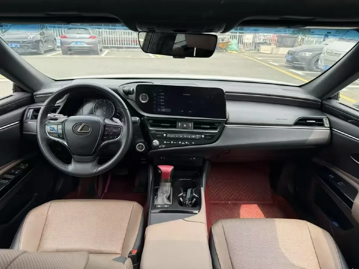2023 Lexus ES 2.0L 173HP L4 CVT,autocango,china used car exporter,china ev exporter,chinese used car exporter,chinese used ev exporter