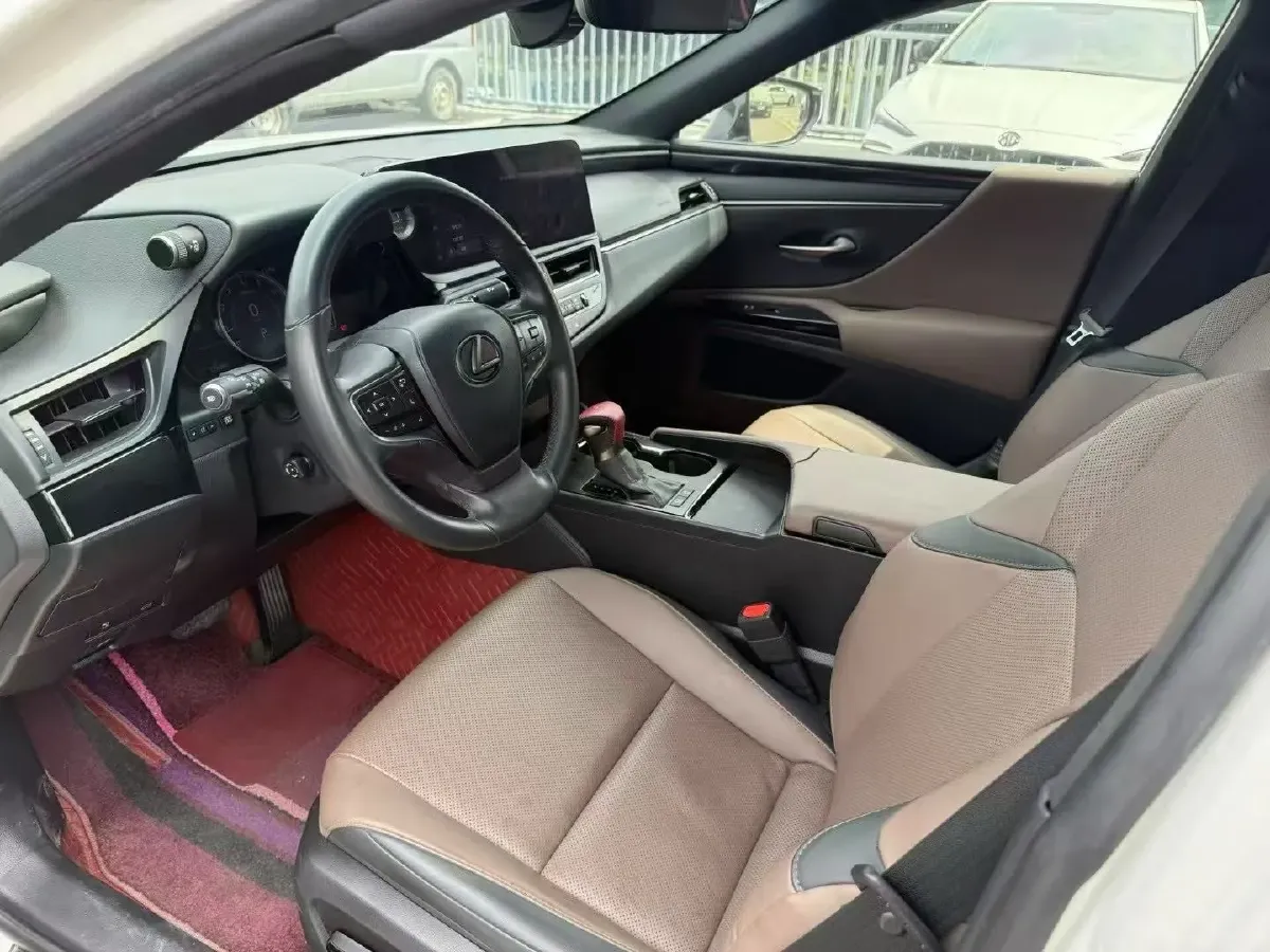 2023 Lexus ES 2.0L 173HP L4 CVT,autocango,china used car exporter,china ev exporter,chinese used car exporter,chinese used ev exporter