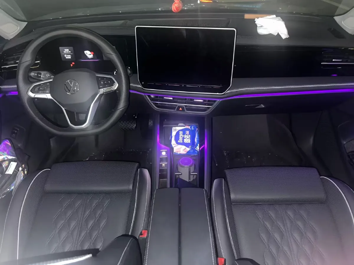 2026 Volkswagen Magotan 2.0T 220HP L4 7DCT,autocango,china used car exporter,china ev exporter,chinese used car exporter,chinese used ev exporter