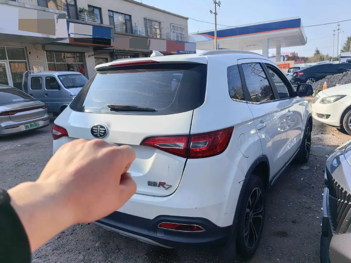2017 FAW Senia R7 1.6L 116HP L4 6AT,autocango,china used car exporter,china ev exporter,chinese used car exporter,chinese used ev exporter