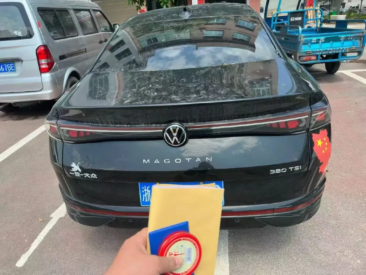 2024 Volkswagen Magotan 2.0T 220HP L4 7DCT,autocango,china used car exporter,china ev exporter,chinese used car exporter,chinese used ev exporter