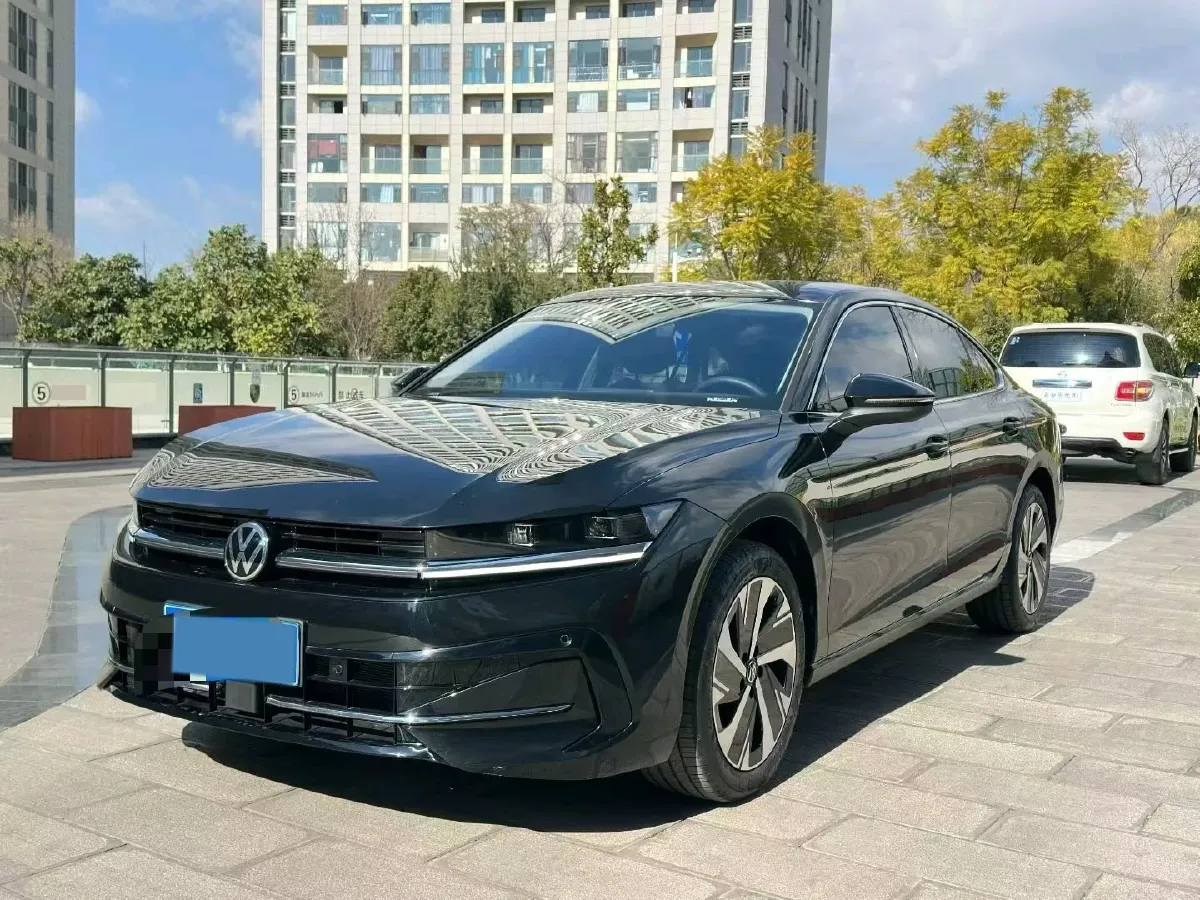 2024 Volkswagen Magotan 2.0T 220HP L4 7DCT,autocango,china used car exporter,china ev exporter,chinese used car exporter,chinese used ev exporter