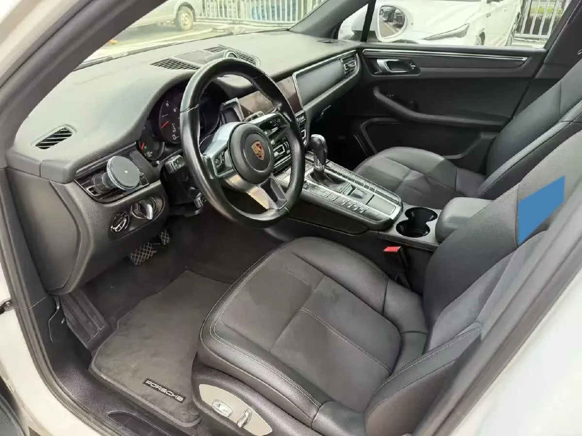 2020 Porsche Macan 2.0T 252HP L4 7DCT,autocango,china used car exporter,china ev exporter,chinese used car exporter,chinese used ev exporter