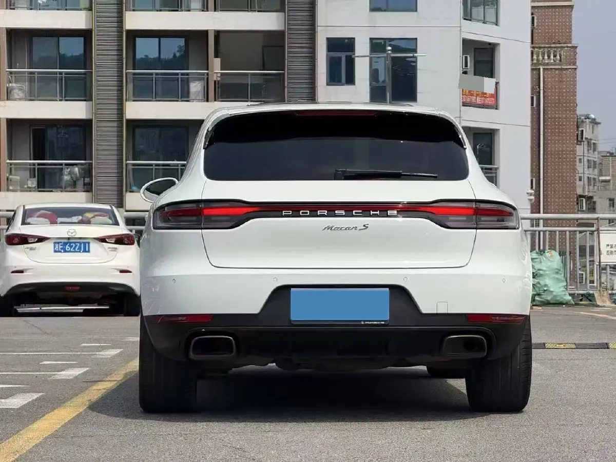 2020 Porsche Macan 2.0T 252HP L4 7DCT,autocango,china used car exporter,china ev exporter,chinese used car exporter,chinese used ev exporter