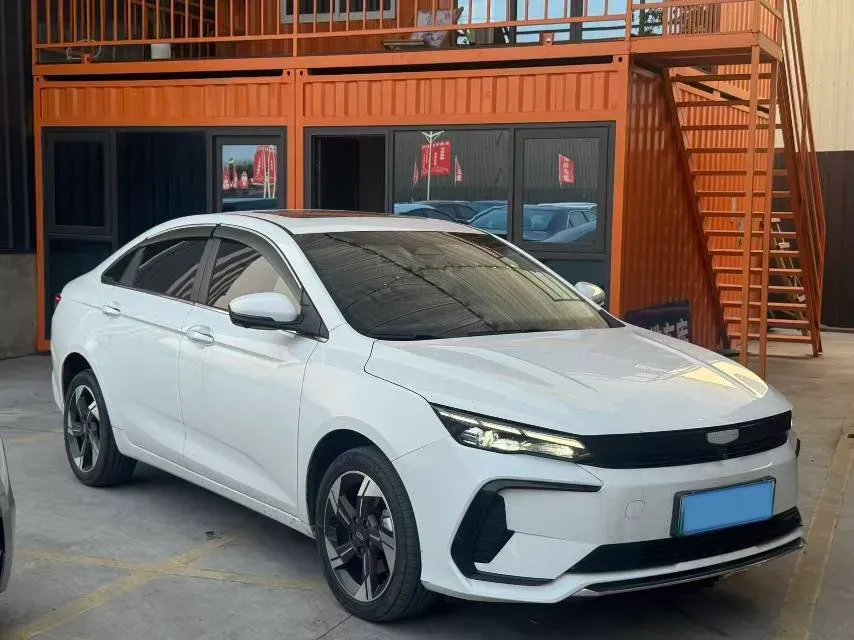 2024 Geely Emgrand L HiP 1.5T 181HP L4 3DHT PHEV 15.5KWH,autocango,china used car exporter,china ev exporter,chinese used car exporter,chinese used ev exporter