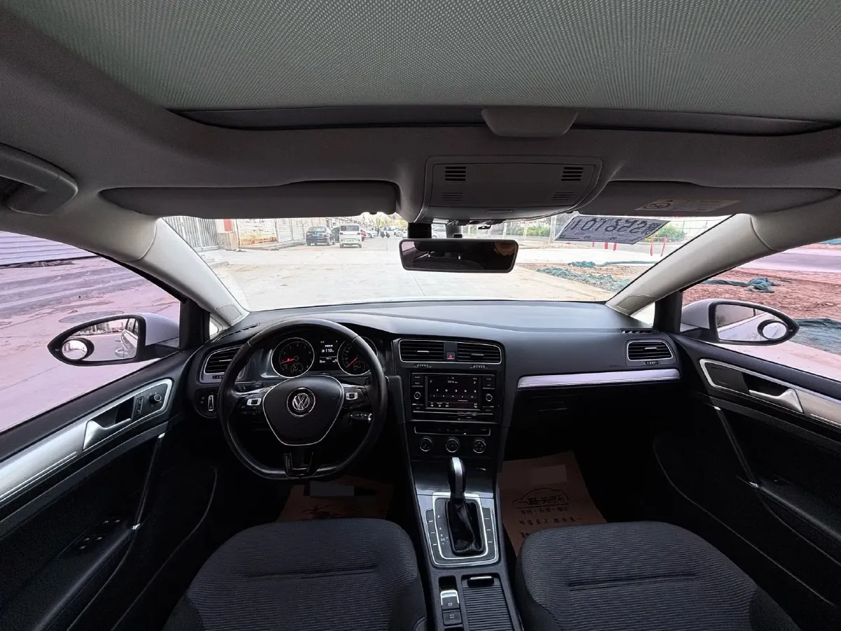 2018 Volkswagen Golf 1.6L 110HP L4 6AT,autocango,china used car exporter,china ev exporter,chinese used car exporter,chinese used ev exporter