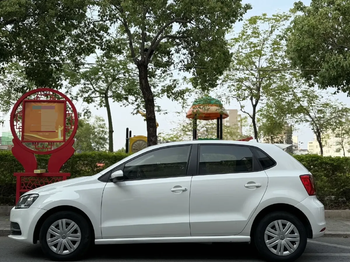2016 Volkswagen Polo 1.4L 90HP L4 6AT,autocango,china used car exporter,china ev exporter,chinese used car exporter,chinese used ev exporter
