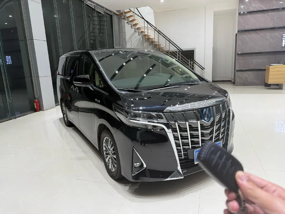 2019 Toyota Alphard 2.5L 117HP L4 E-CVT Hybrid,autocango,china used car exporter,china ev exporter,chinese used car exporter,chinese used ev exporter