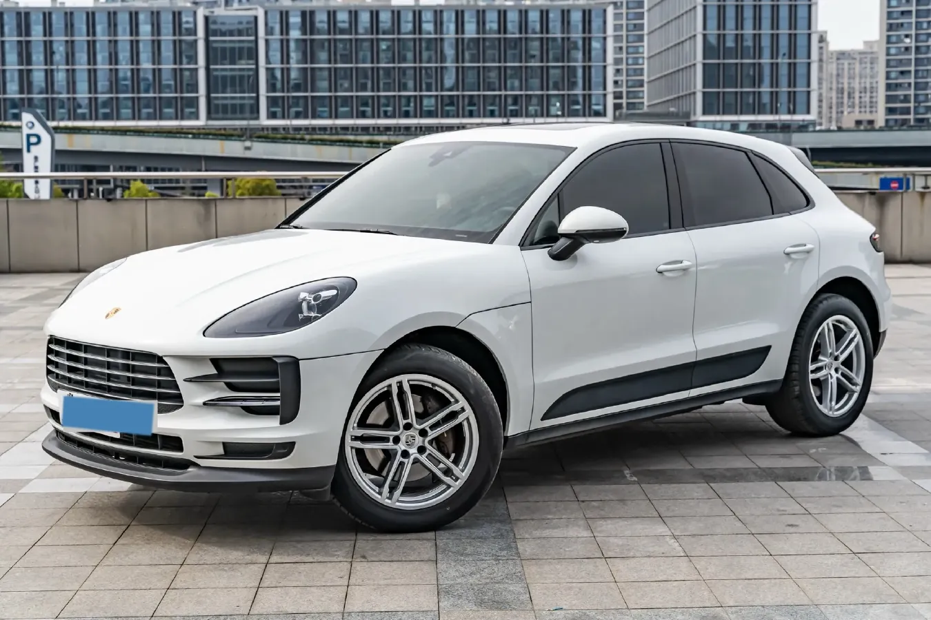 2018 Nissan Patrol 4.0L 279HP V6 7AT,autocango,china used car exporter,china ev exporter,chinese used car exporter,chinese used ev exporter