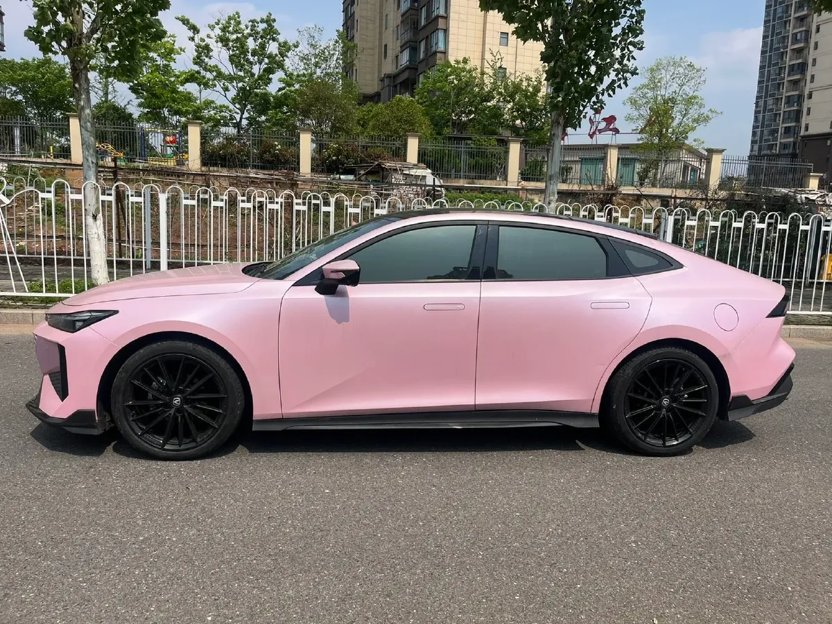 2024 ChangAn UNI-V 1.5T 188HP L4 7DCT,autocango,china used car exporter,china ev exporter,chinese used car exporter,chinese used ev exporter