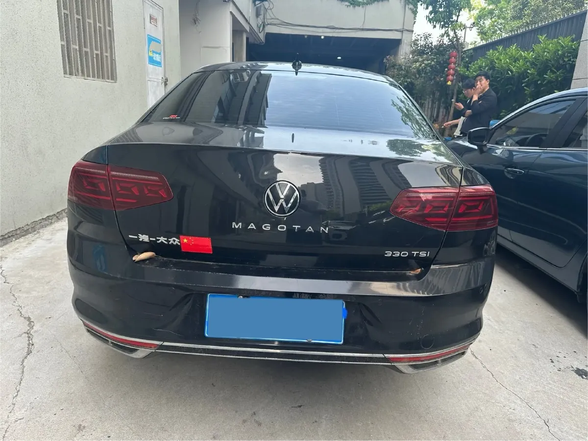 2024 Volkswagen Magotan 2.0T 186HP L4 7DCT,autocango,china used car exporter,china ev exporter,chinese used car exporter,chinese used ev exporter