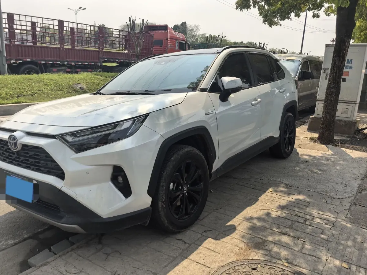 2023 Toyota RAV4 2.5L 178HP L4 E-CVT Hybrid,autocango,china used car exporter,china ev exporter,chinese used car exporter,chinese used ev exporter